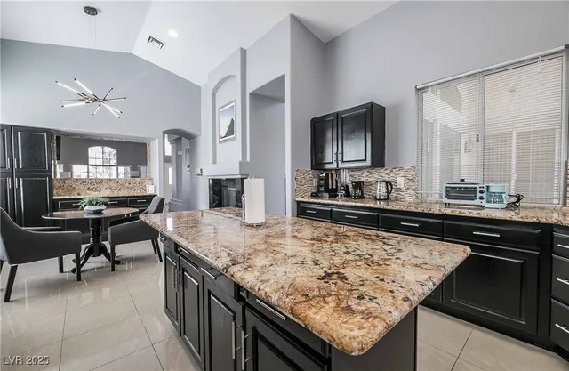 $5,995 | 1400 Castle Crest Drive, Las Vegas, NV 89117