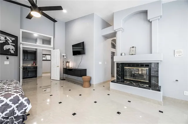 $5,995 | 1400 Castle Crest Drive, Las Vegas, NV 89117