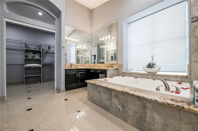 $5,995 | 1400 Castle Crest Drive, Las Vegas, NV 89117