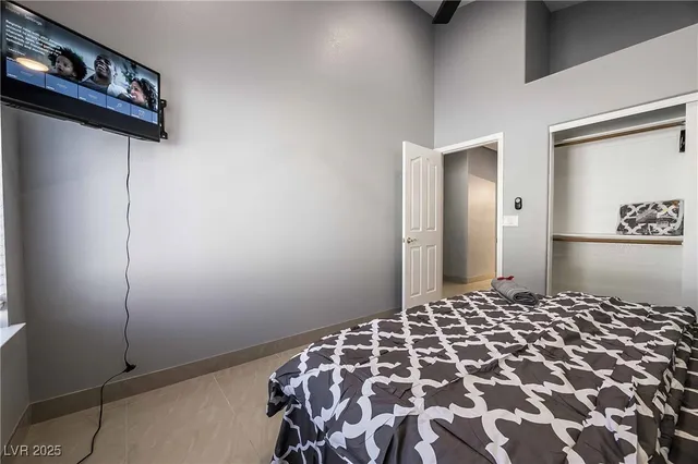 $5,995 | 1400 Castle Crest Drive, Las Vegas, NV 89117