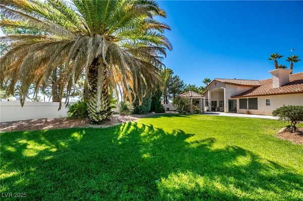 $5,995 | 1400 Castle Crest Drive, Las Vegas, NV 89117