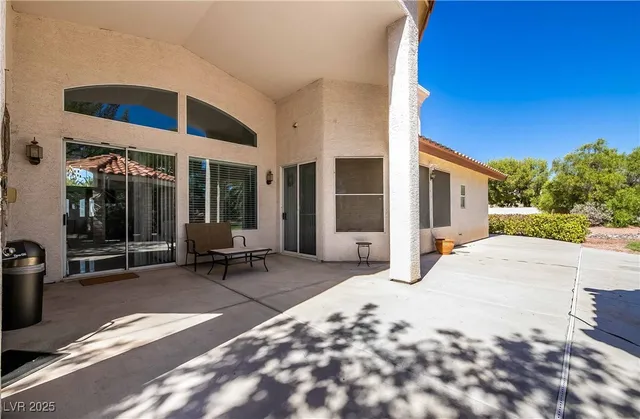 $5,995 | 1400 Castle Crest Drive, Las Vegas, NV 89117