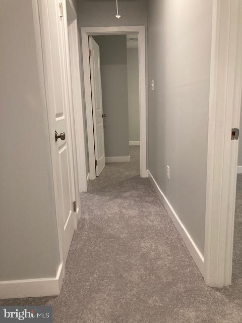 1045 Telegraph Road Coatesville, PA 19320 - Photo 27 of 37 2nd FL Hallway