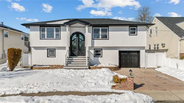 $899,000 | 480 Hopatcong Avenue, West Hempstead, NY 11552