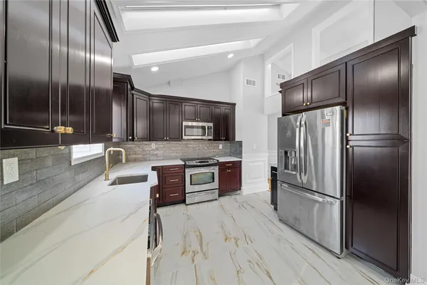 $899,000 | 480 Hopatcong Avenue, West Hempstead, NY 11552