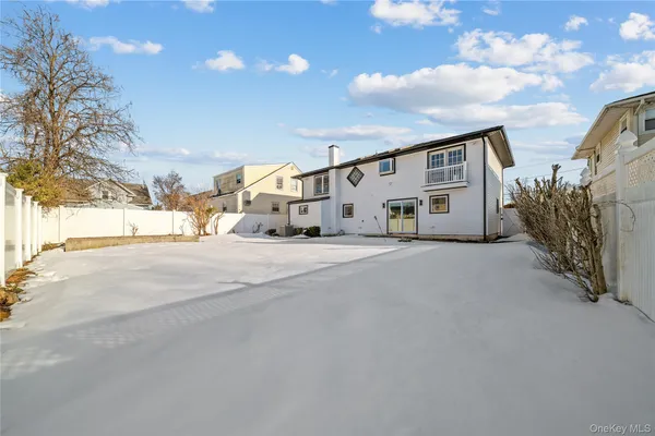 $899,000 | 480 Hopatcong Avenue, West Hempstead, NY 11552