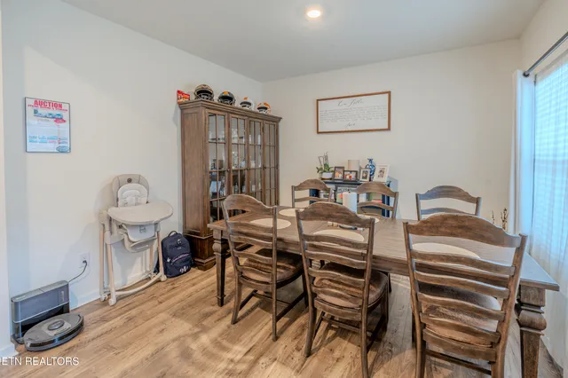 $389,900 | 1683 Pebblestone Court, Morristown, TN 37814