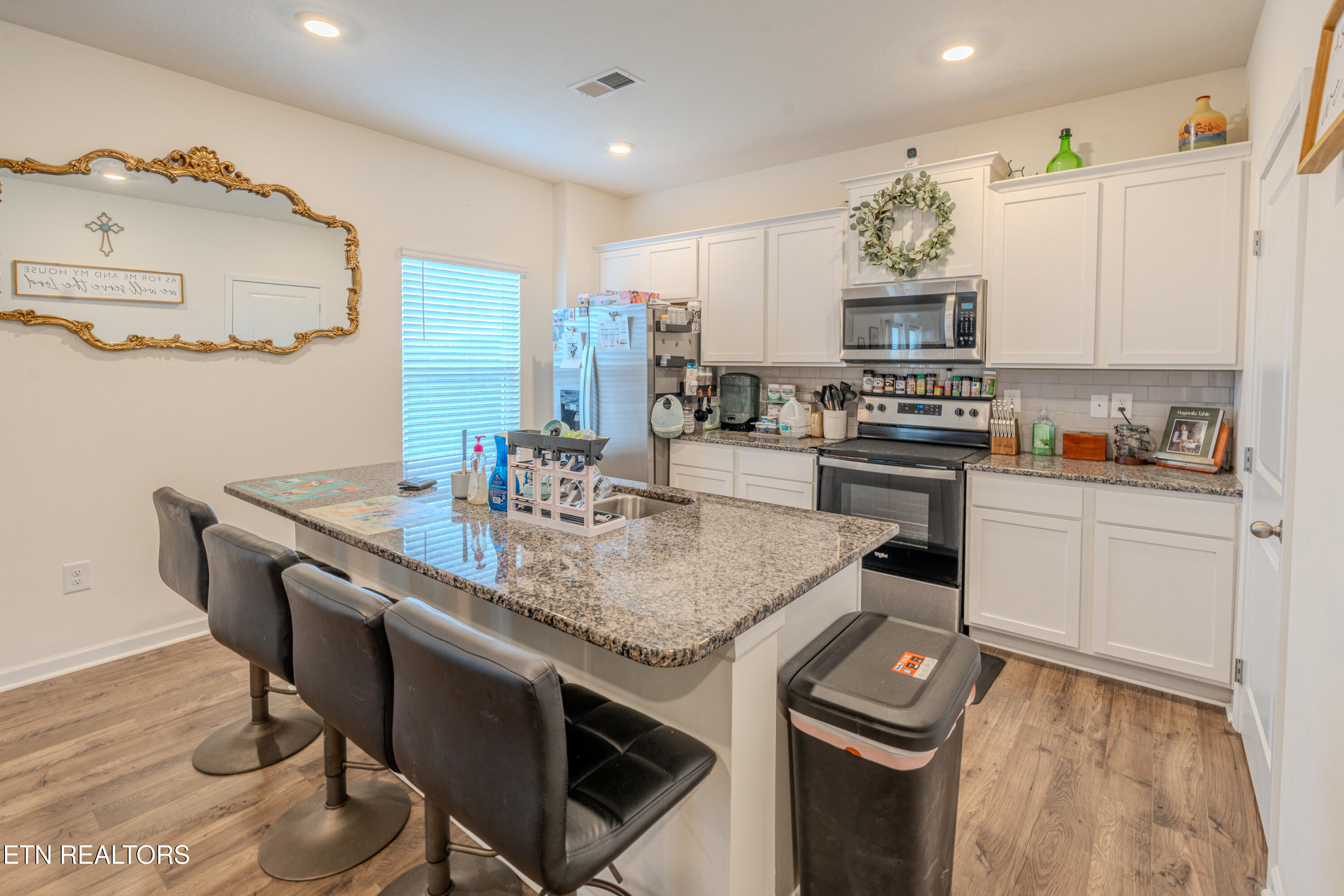 1683 Pebblestone Court Morristown, TN 37814 - Photo 10 of 39 20250108-20250108-DSC04541-HDR