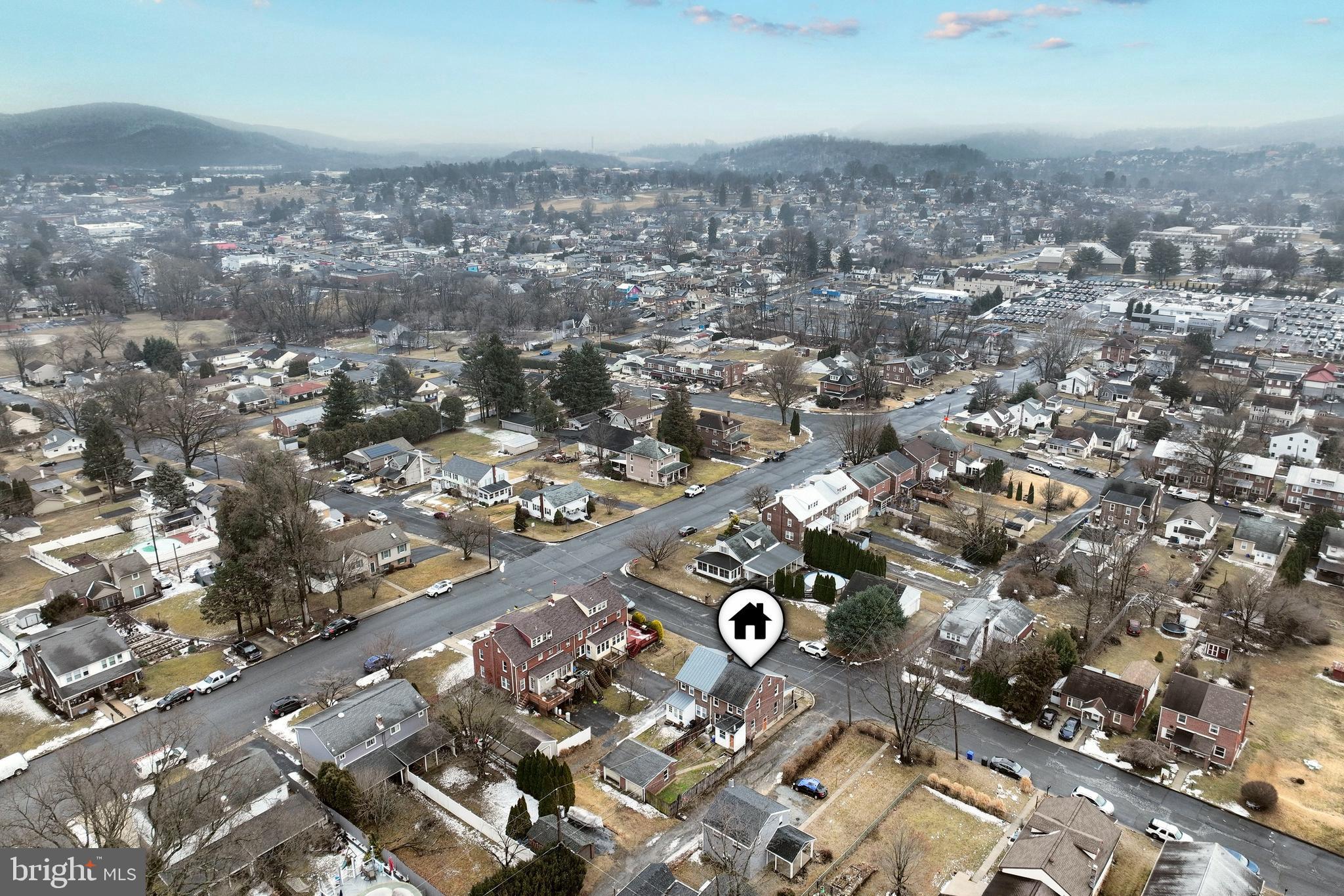 1611 Meade Street Reading, PA 19607 - Photo 49 of 59 an aerial view of multiple house