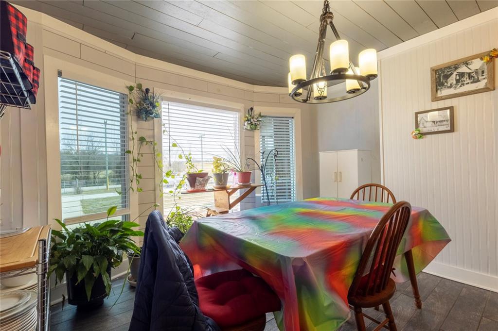 160 Highway 320 Carnesville, GA 30521 - Photo 40 of 68 a view of a dining room with furniture and a chandelier