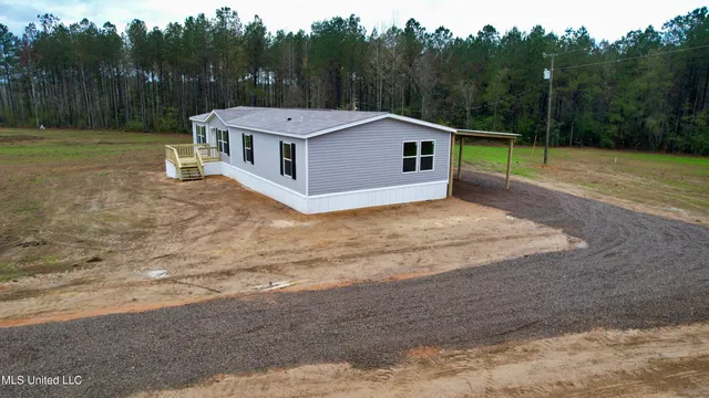$194,900 | 2033 Ceasar Trail, Summit, MS 39666