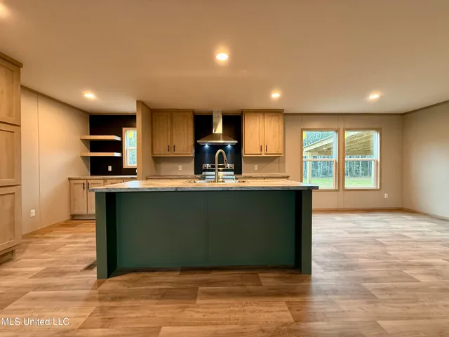 $194,900 | 2033 Ceasar Trail, Summit, MS 39666