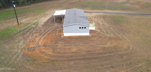 $194,900 | 2033 Ceasar Trail, Summit, MS 39666