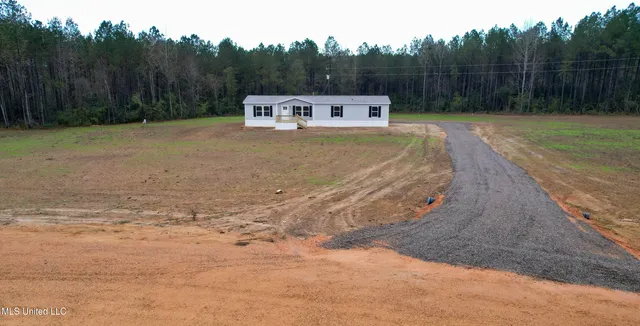 $194,900 | 2033 Ceasar Trail, Summit, MS 39666