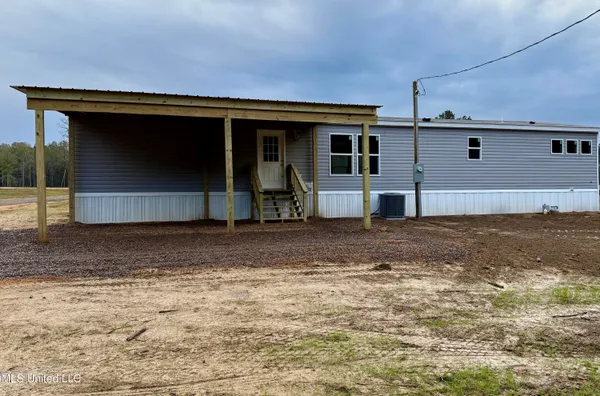 $194,900 | 2033 Ceasar Trail, Summit, MS 39666