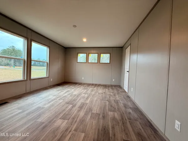 $194,900 | 2033 Ceasar Trail, Summit, MS 39666