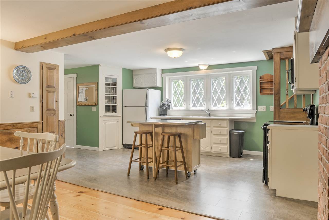 62 Queens Road Keene, NH 03431 - Photo 11 of 23 Gallery Image 11