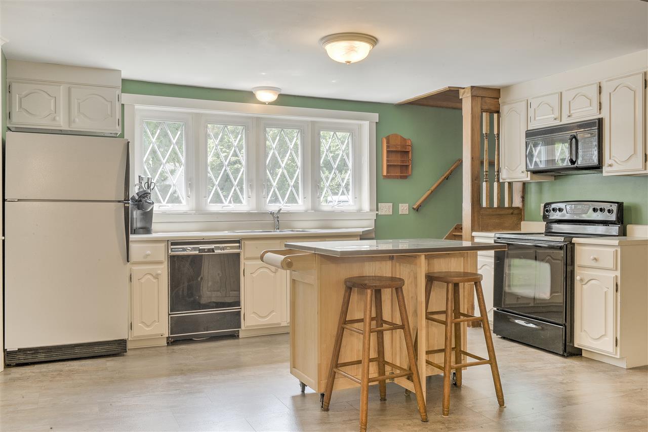 62 Queens Road Keene, NH 03431 - Photo 12 of 23 Gallery Image 12