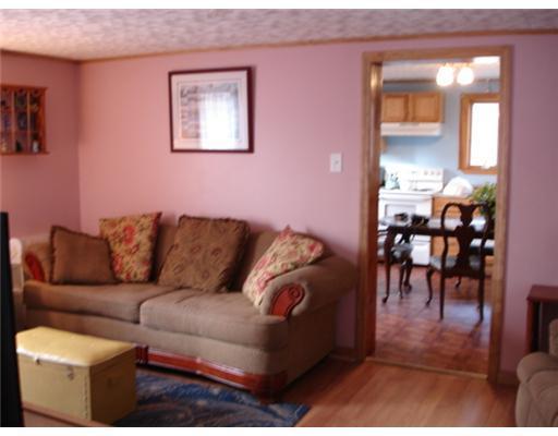 103 Margin Street Orono, ME 04473 - Photo 11 of 25 Living Room.