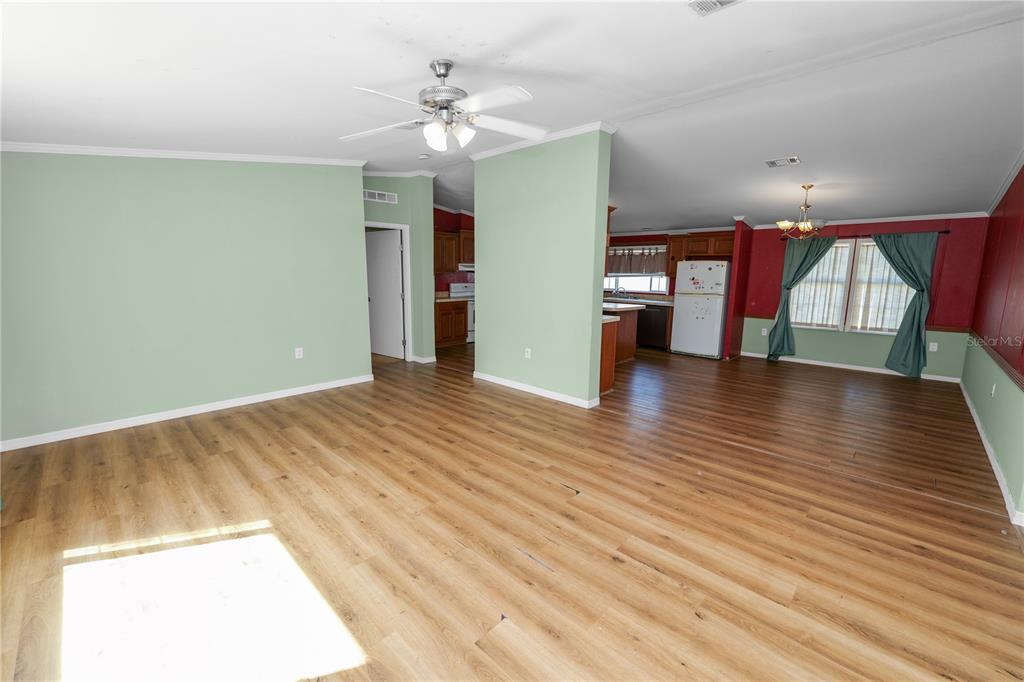 3003 Gerald Hall Road Plant City, FL 33566 - Photo 5 of 39 Gallery Image 5