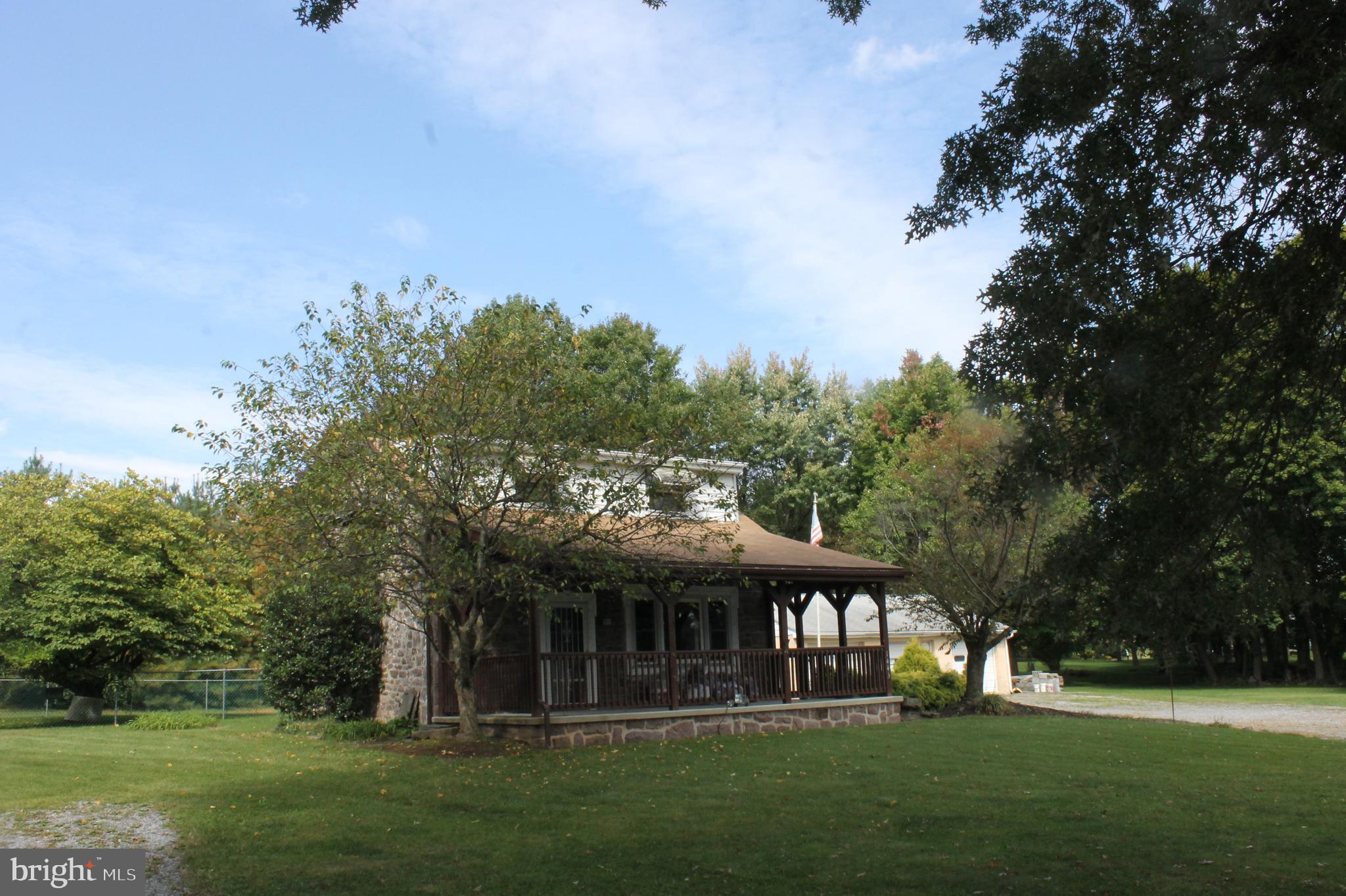 1443 Cedar Top Road Reading, PA 19607 - Photo 28 of 30