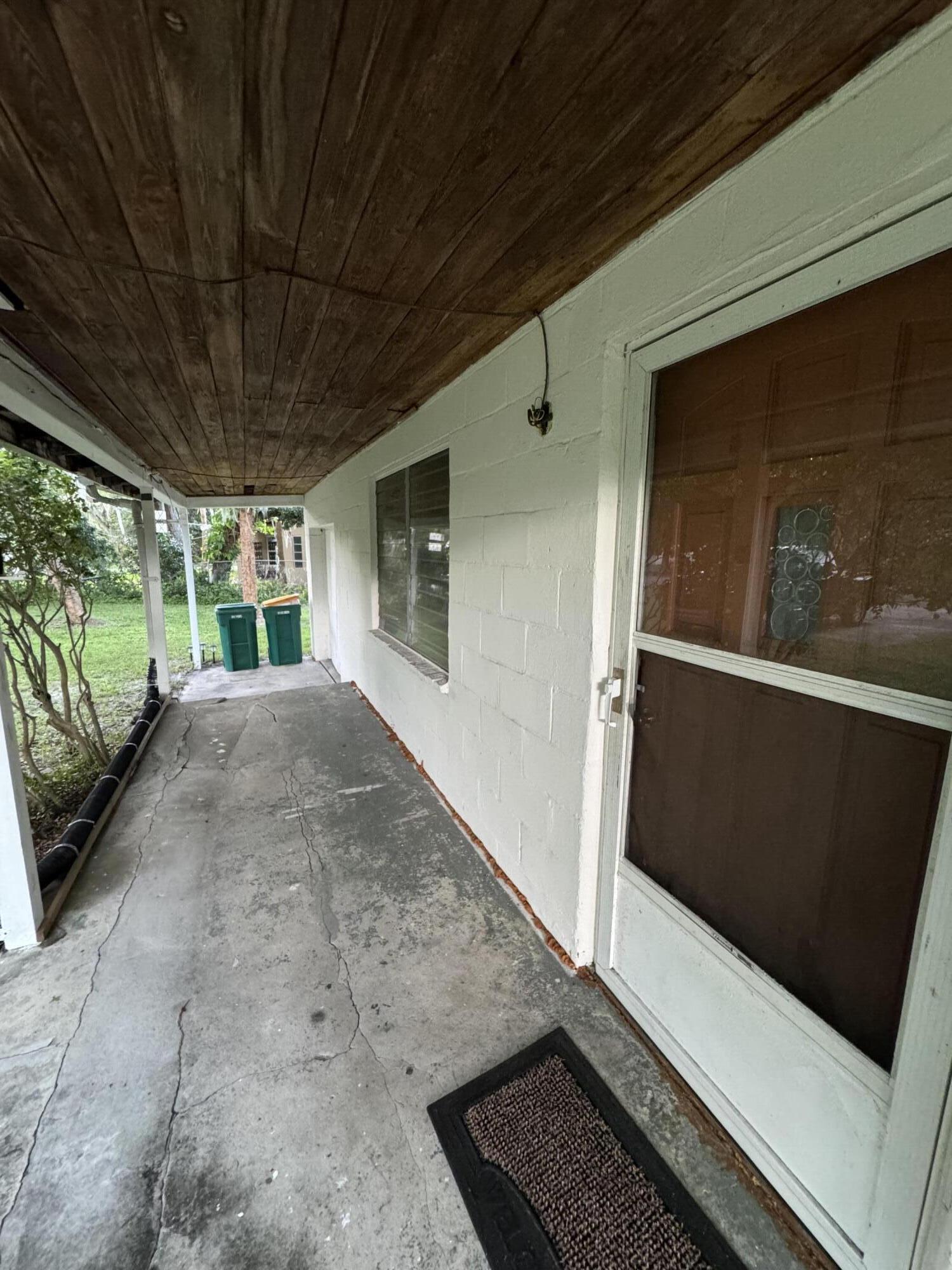 1825 Palm Boulevard Melbourne, FL 32901 - Photo 5 of 25 a view of porch with seating space