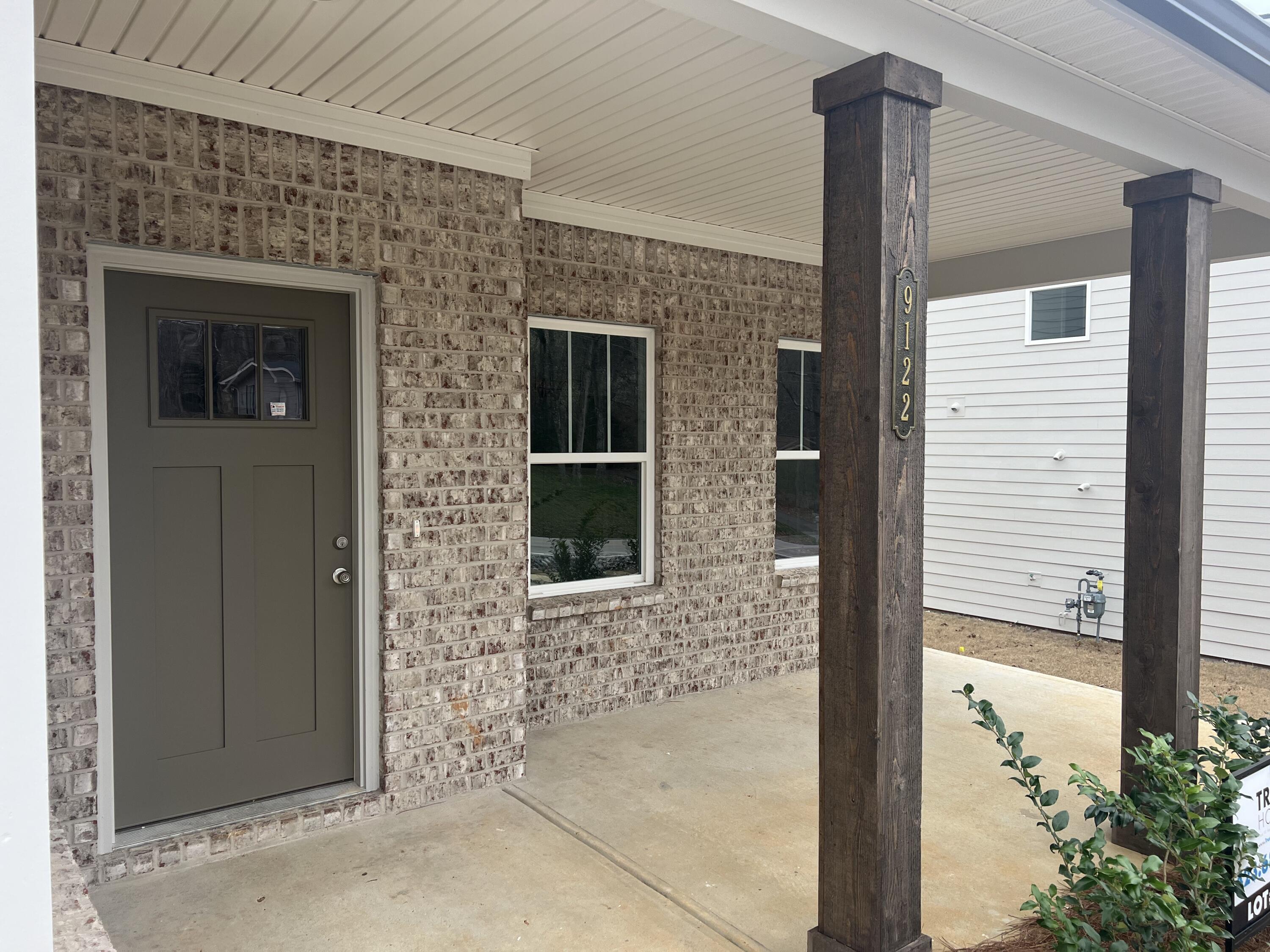 9122 Fuller Road, Unit 6 Chattanooga, TN 37421 - Photo 2 of 26 Covered Front Porch