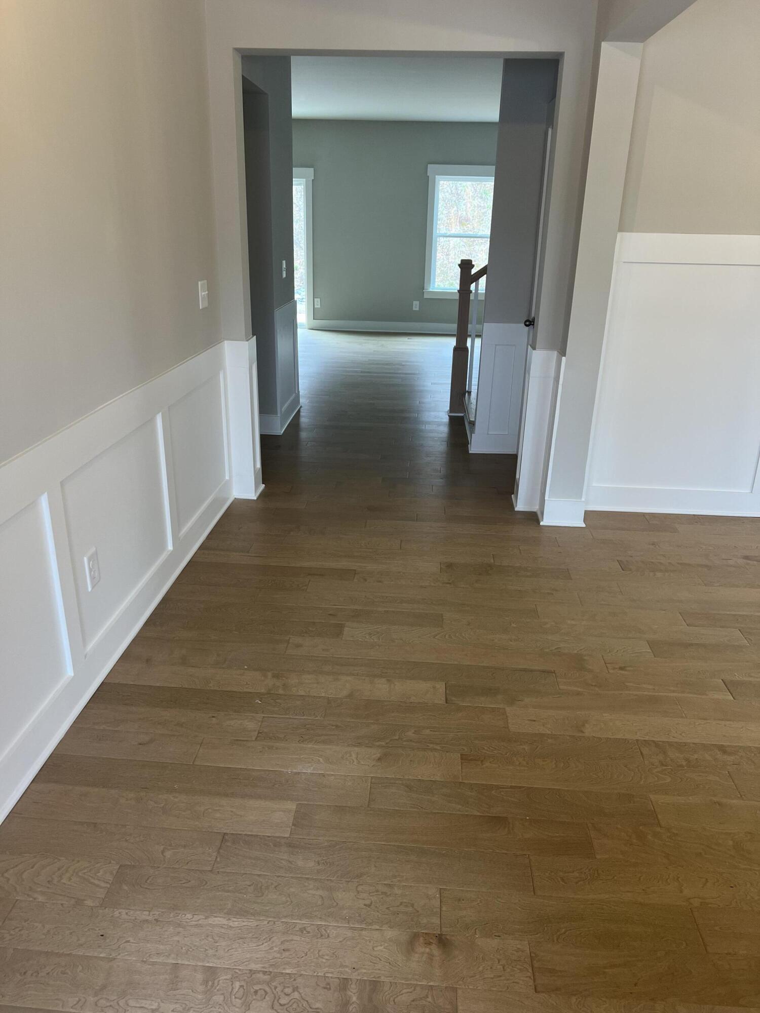 9122 Fuller Road, Unit 6 Chattanooga, TN 37421 - Photo 22 of 26 Main Foyer w/ Dining Room to Right