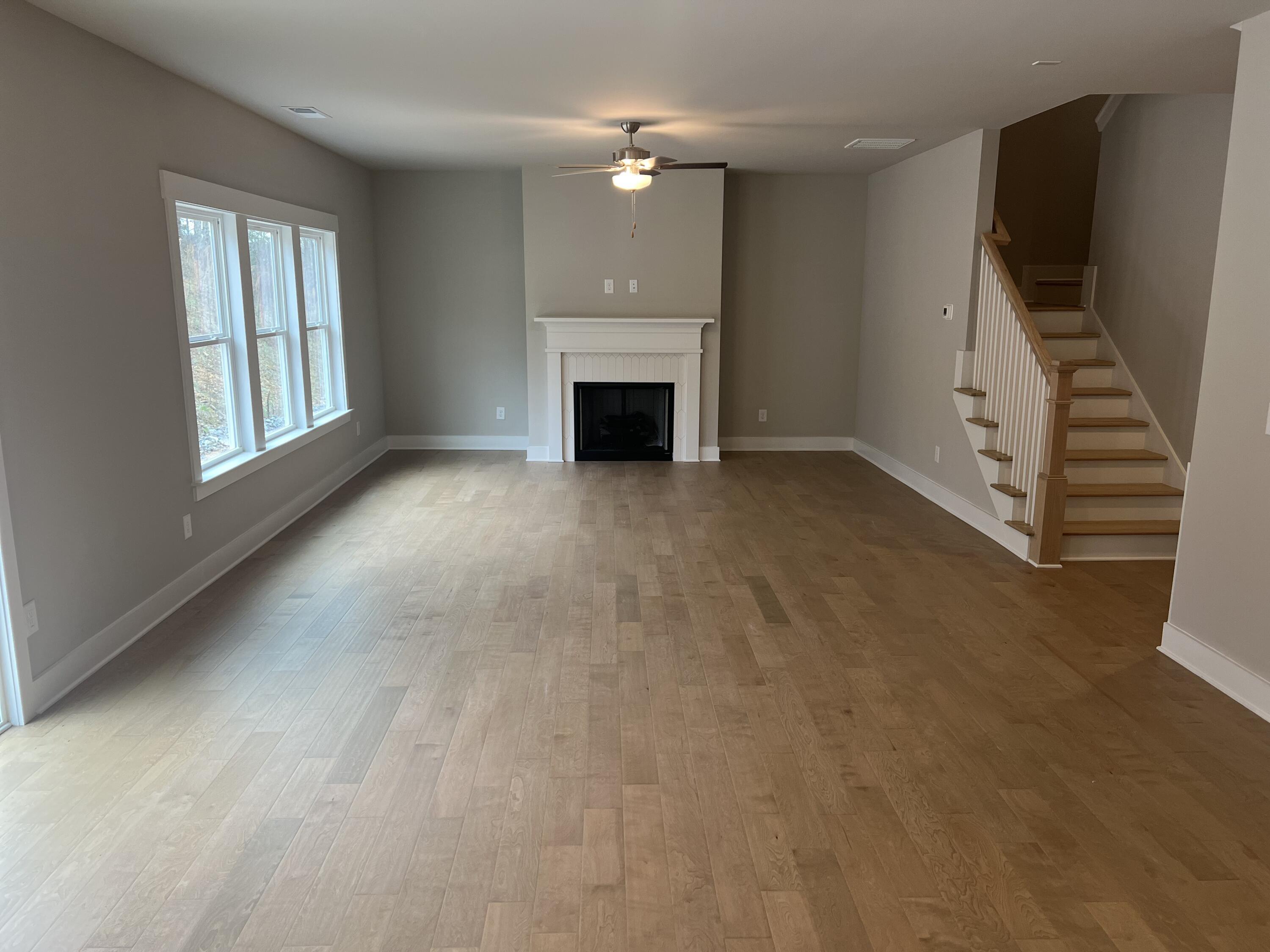 9122 Fuller Road, Unit 6 Chattanooga, TN 37421 - Photo 8 of 26 Family Room