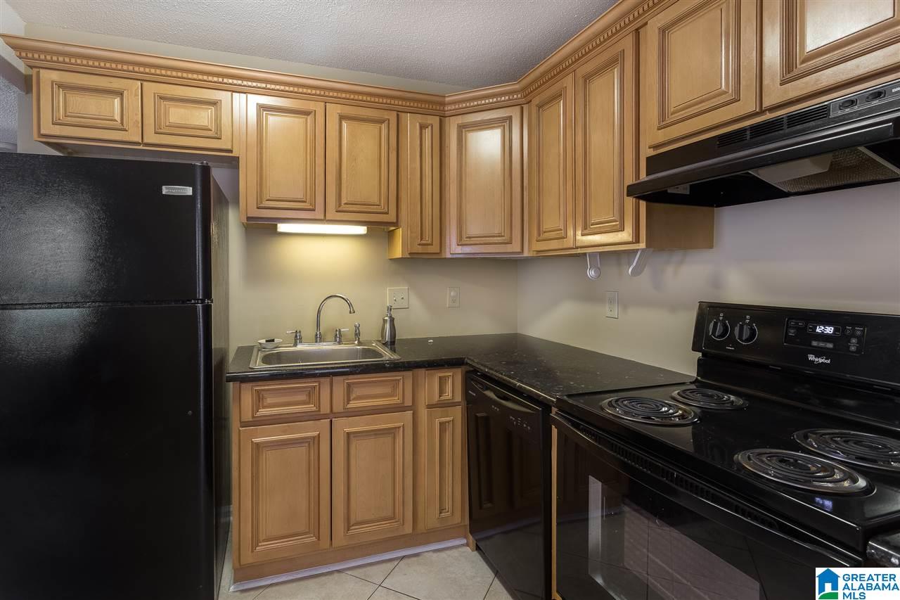 8760 Thomas Drive Leeds, AL 35094 - Photo 8 of 24