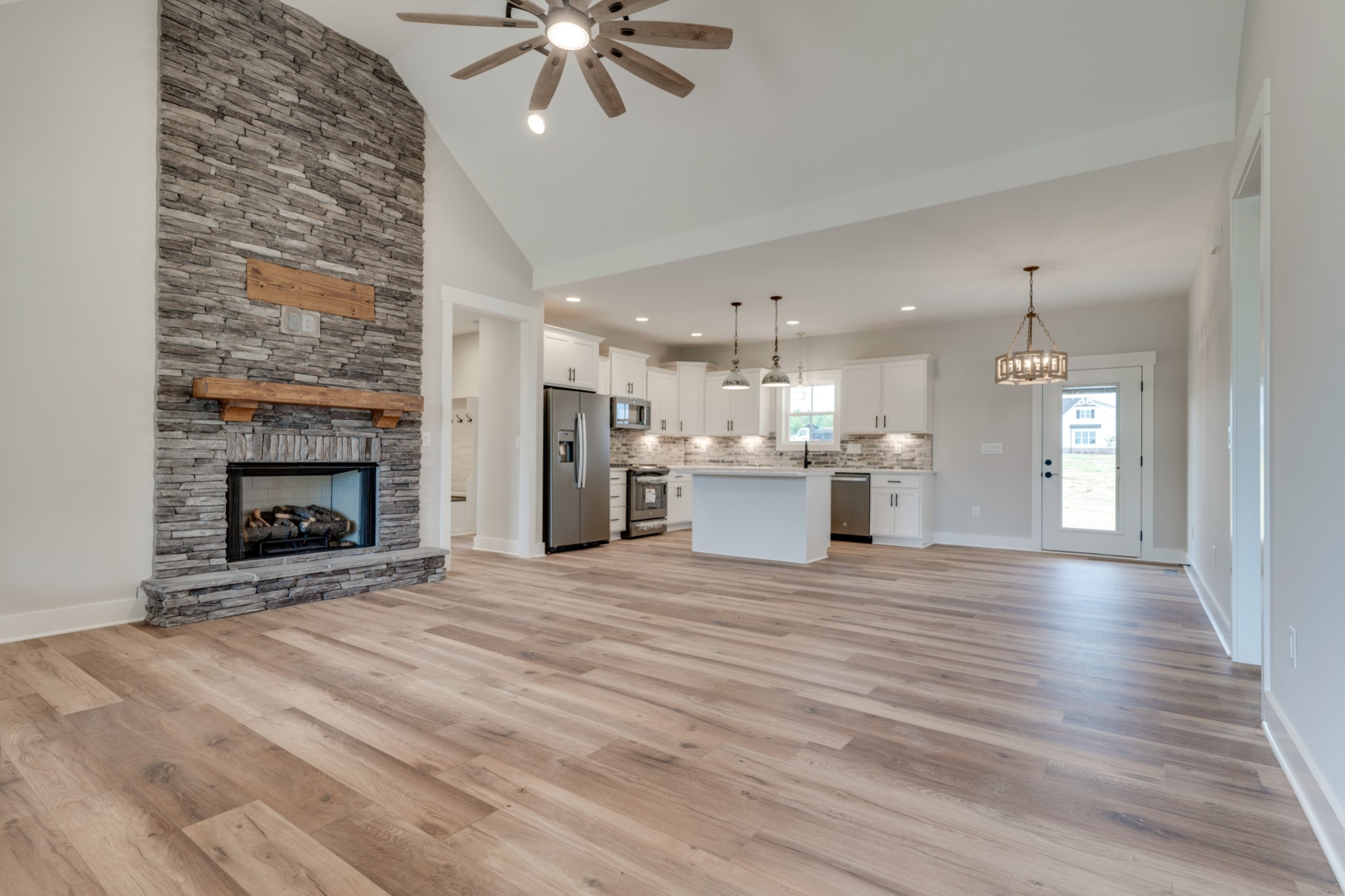 5048 Mt Zion Road Springfield, TN 37172 - Photo 3 of 31