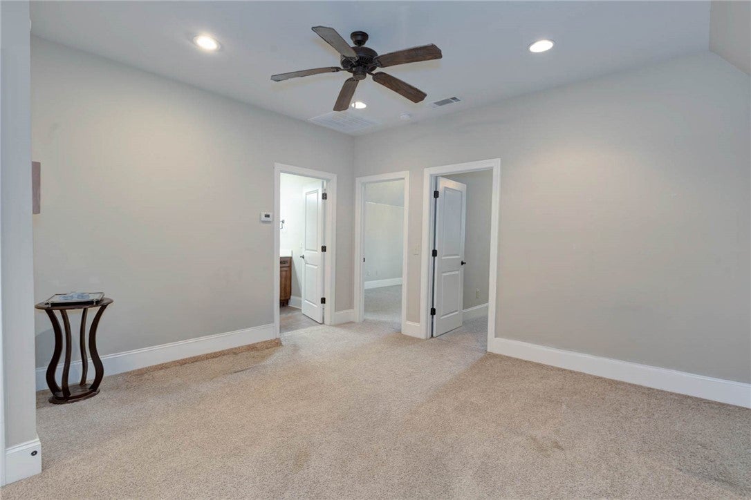 1794 Covington Ridge, Unit 402 Auburn, AL 36830 - Photo 28 of 50 Gallery Image 28