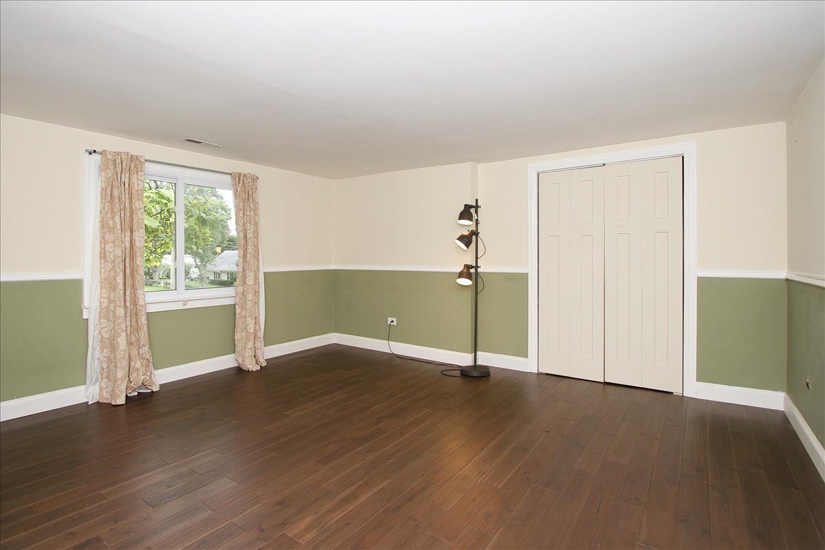 63 Fairway Road Lake Zurich, IL 60047 - Photo 18 of 33 Gallery Image 18