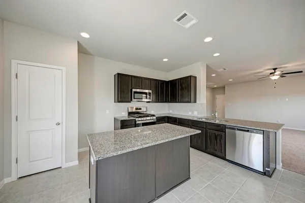 $2,195 | 12441 Woodcock Way, Manor, TX 78653