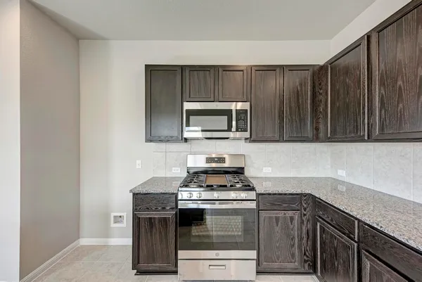 $2,195 | 12441 Woodcock Way, Manor, TX 78653