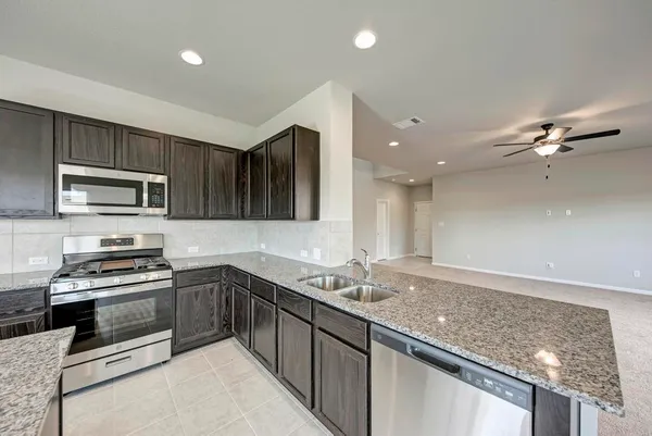 $2,195 | 12441 Woodcock Way, Manor, TX 78653