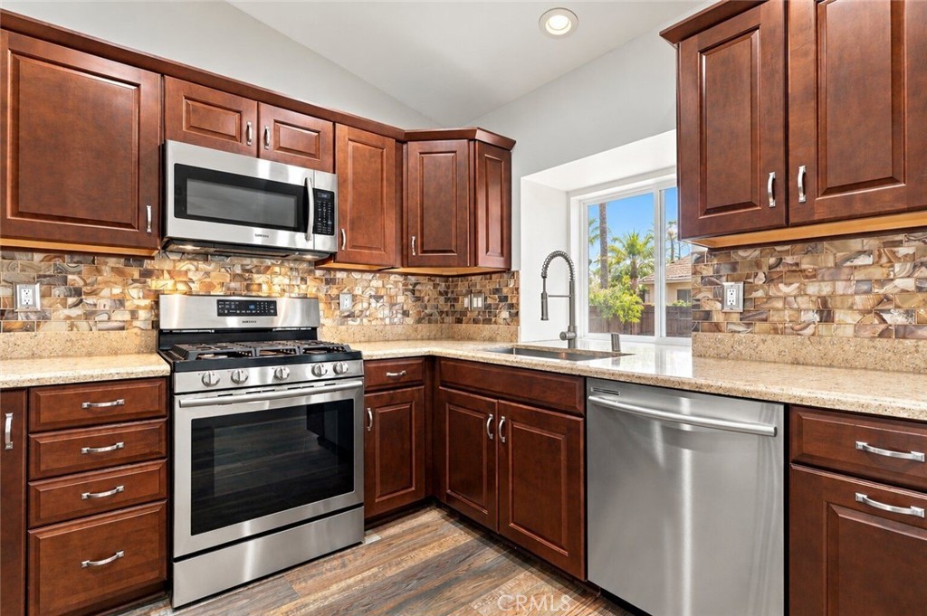 7181 Powell Place Rancho Cucamonga, CA 91739 - Photo 11 of 28 Gallery Image 11