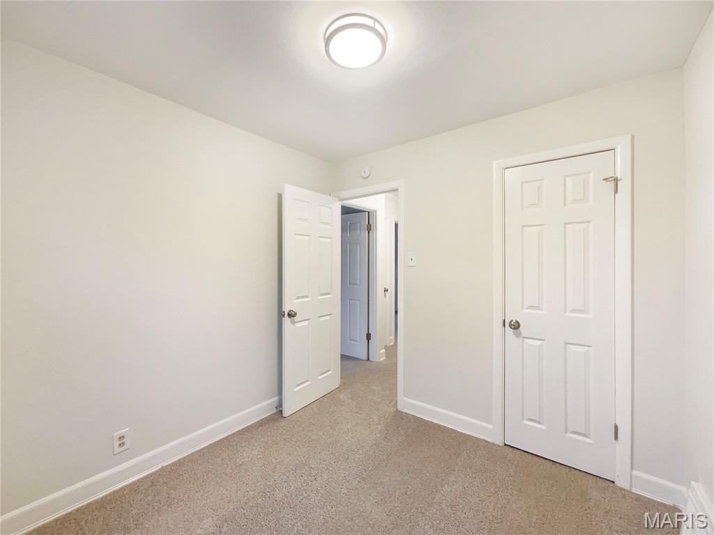 614 Barton Lane Ballwin, MO 63021 - Photo 12 of 19