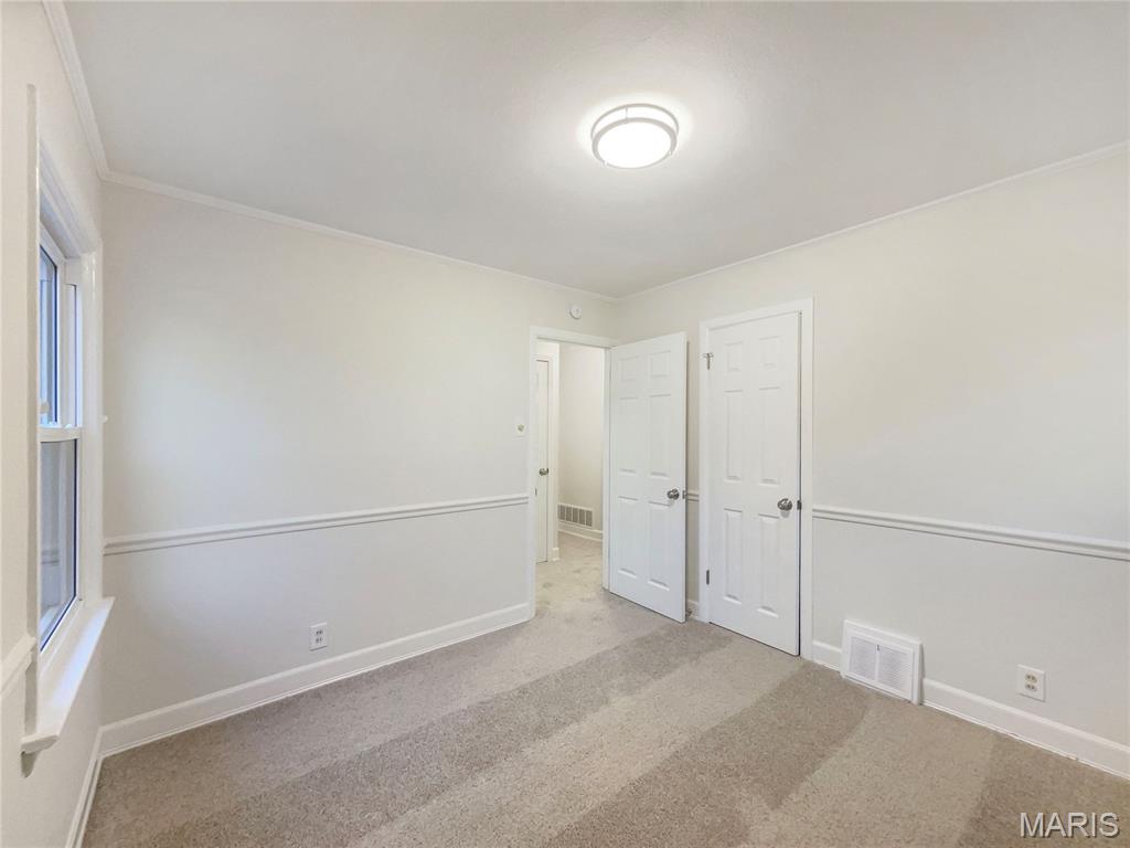 614 Barton Lane Ballwin, MO 63021 - Photo 14 of 19