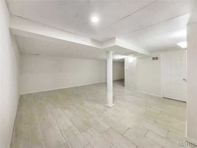 $285,000 | 614 Barton Lane, Ballwin, MO 63021