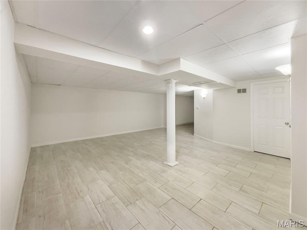 614 Barton Lane Ballwin, MO 63021 - Photo 15 of 19