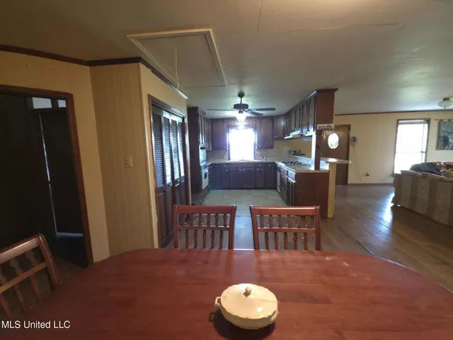 $1,299,000 | Phares Lane, Roxie, MS 39661