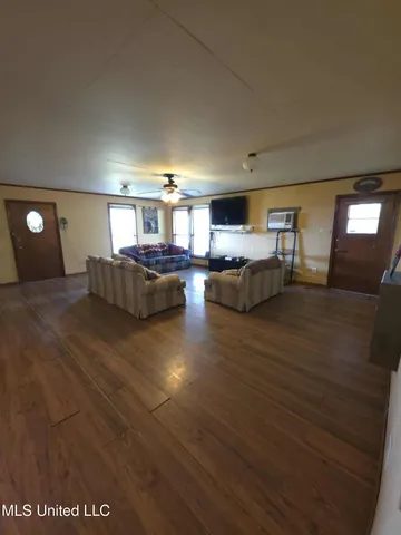 $1,299,000 | Phares Lane, Roxie, MS 39661