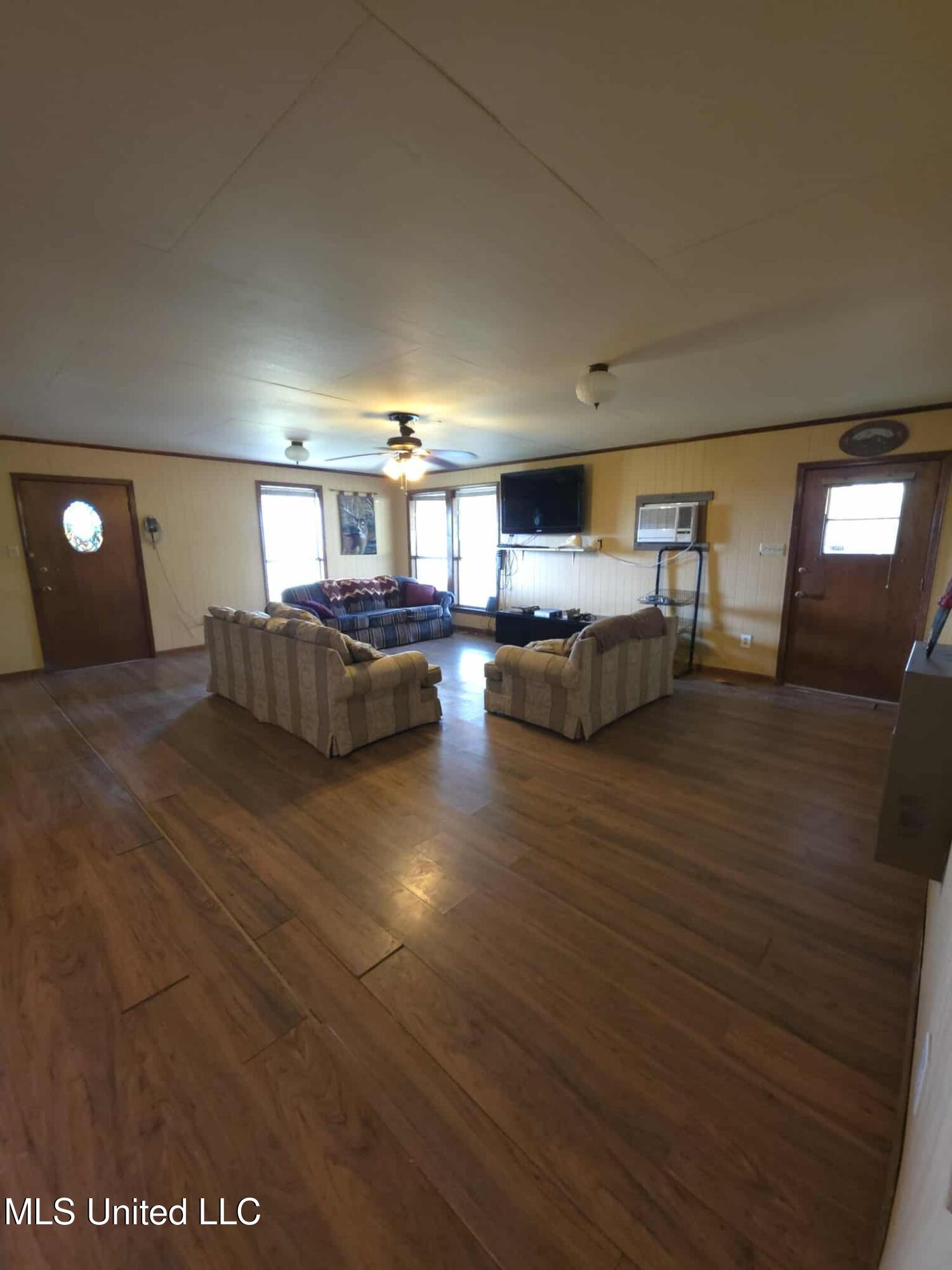 Phares Lane Roxie, MS 39661 - Photo 152 of 173 Messenger_creation_BD1DBE87-60B7-4273-A0