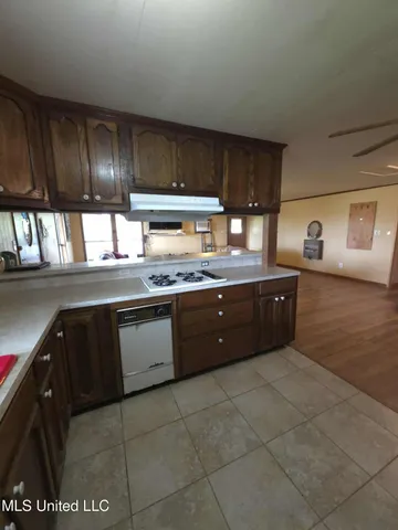 $1,299,000 | Phares Lane, Roxie, MS 39661