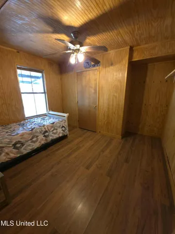 $1,299,000 | Phares Lane, Roxie, MS 39661