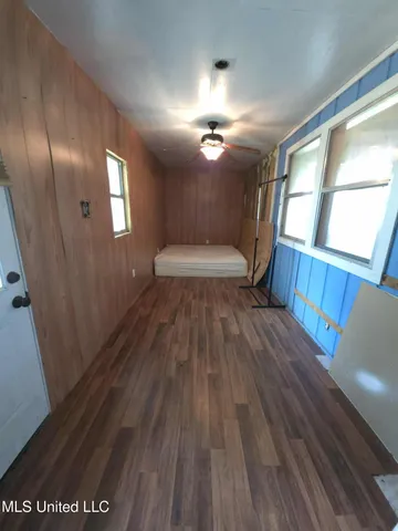 $1,299,000 | Phares Lane, Roxie, MS 39661