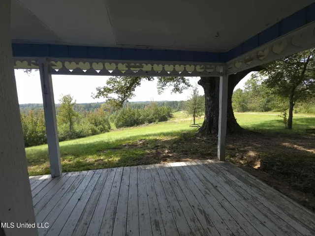 $1,299,000 | Phares Lane, Roxie, MS 39661