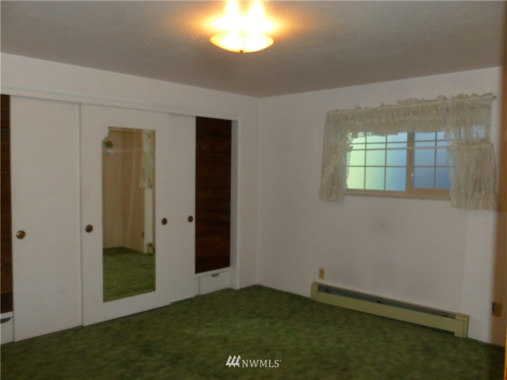 408 Whitworth Avenue South Renton, WA 98057 - Photo 11 of 22 Gallery Image 11