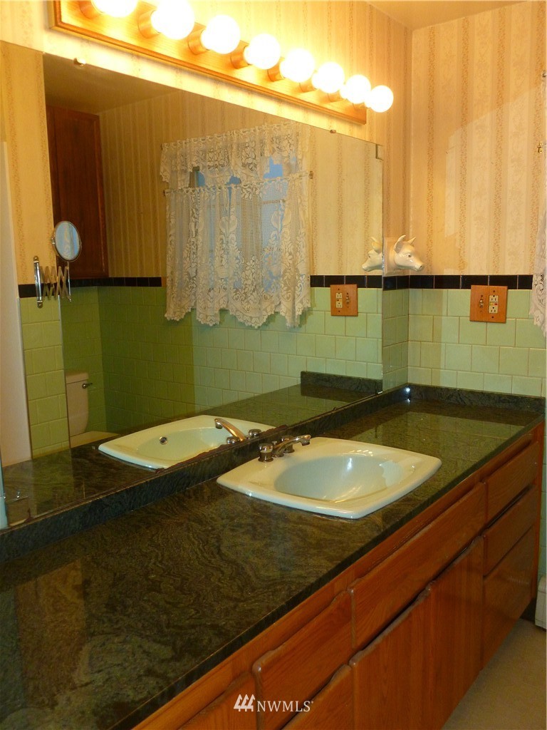 408 Whitworth Avenue South Renton, WA 98057 - Photo 12 of 22 Gallery Image 12